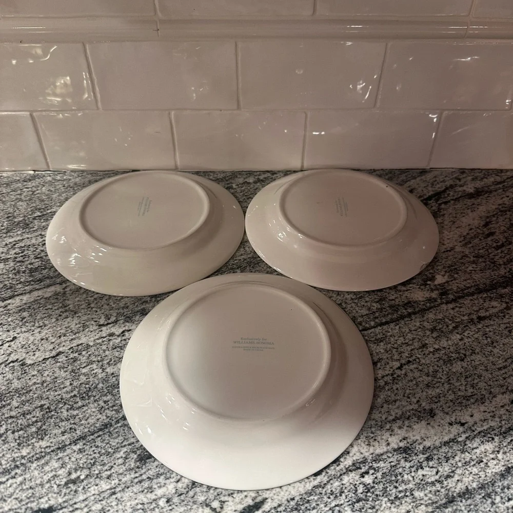 Williams Sonoma Damask Bunny Salad Plates Set Of 3